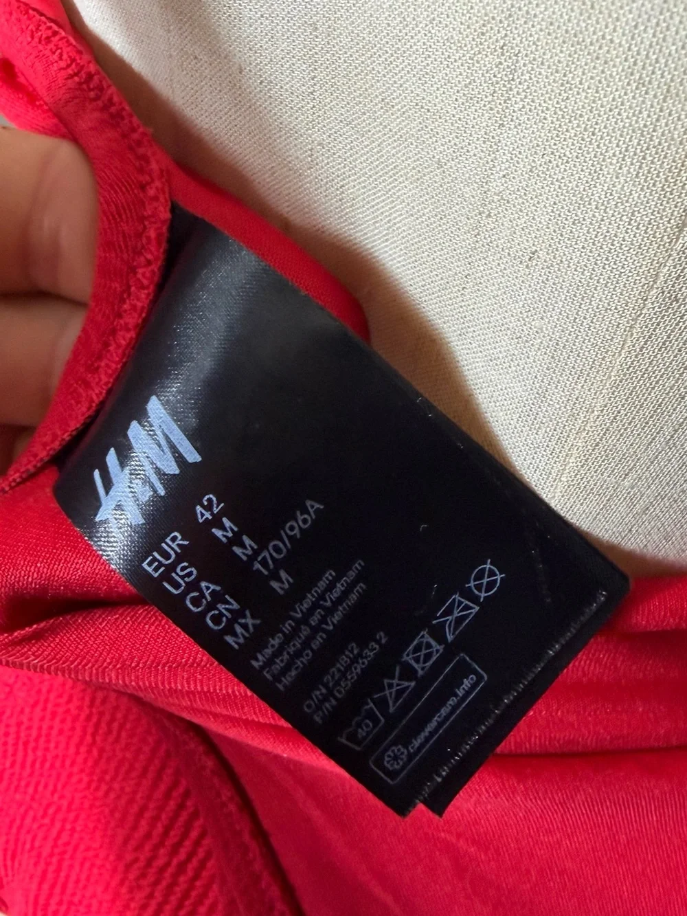 H&M Red Ribbed Classic Scoopback One Piece Swimsuit Medium